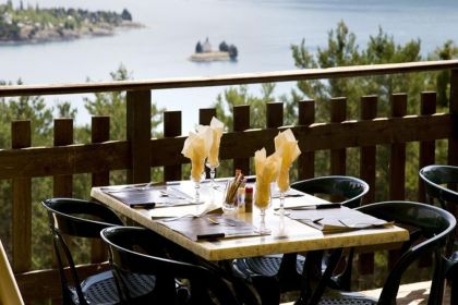 Prenez un verre sur l'agréable terrasse