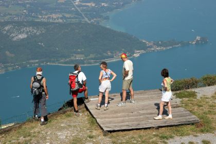 Eté comme hiver le village vacance de Forgeassoud se tient prêt à accueillir toute votre famille !