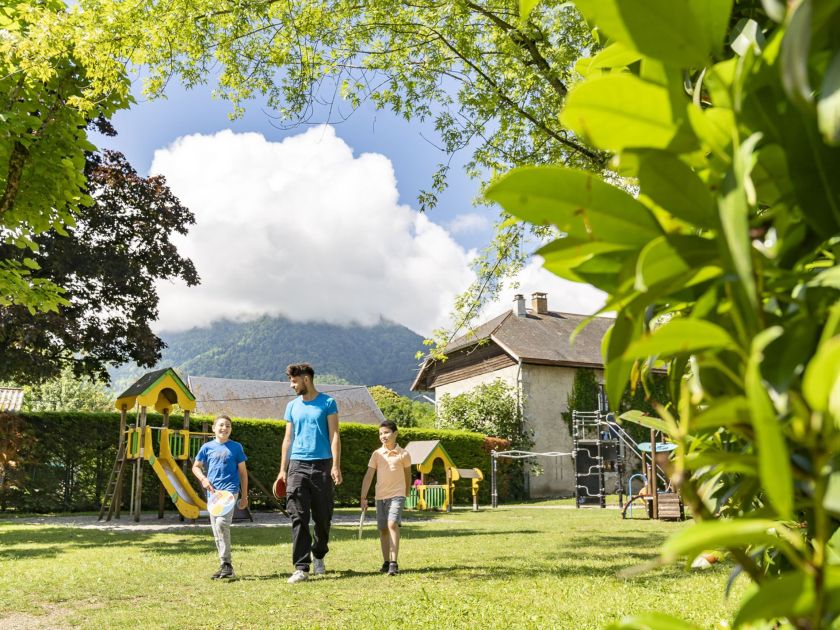 Le Camping La Ferme de la Serraz en famille !