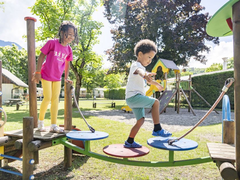 Le Camping La Ferme de la Serraz en famille !