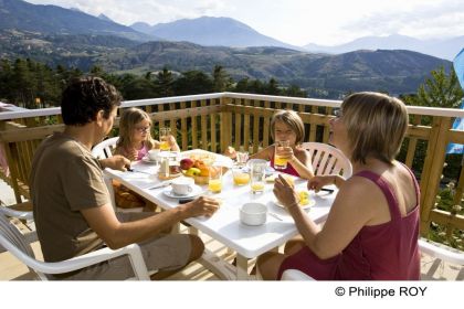 Admirez la vue depuis votre terrasse