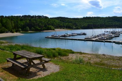 Vue du lac en été